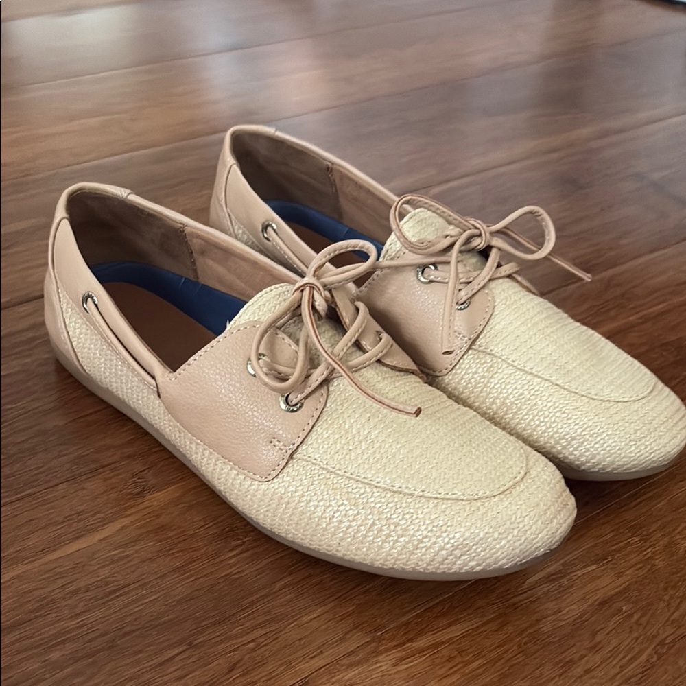 Sperry Cream and Tan Loafers
